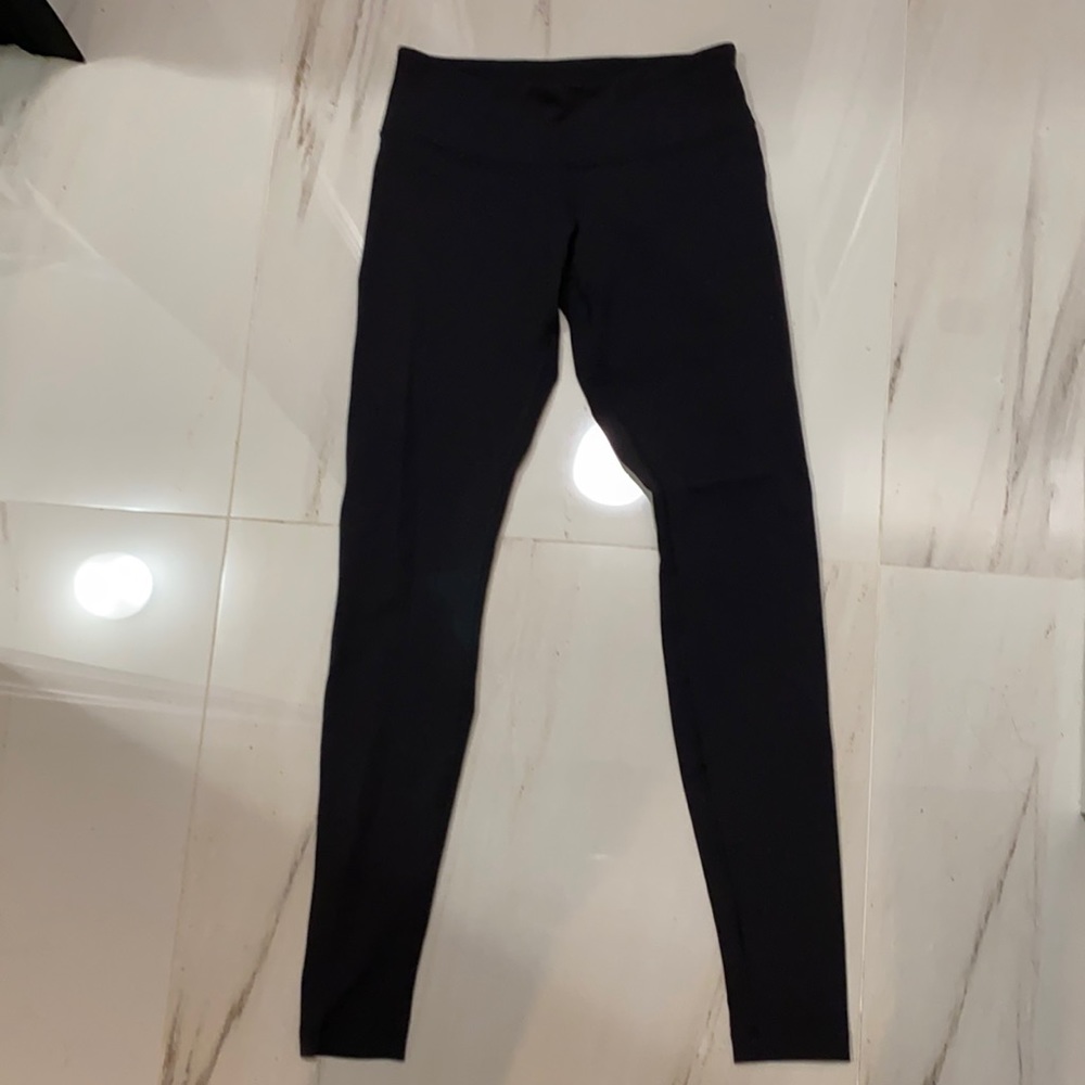 Lululemon black leggings